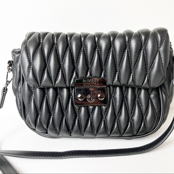 Badgley Mischka Black puff style crossbody - Picture 3 of 9